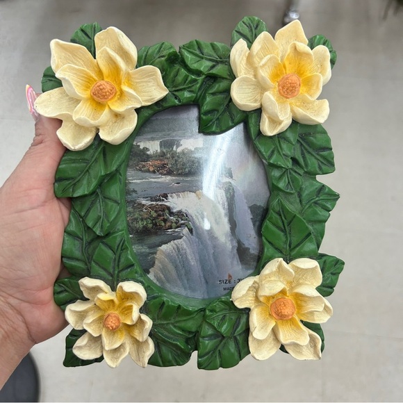 Other - Floral Green and Yellow Picture Frame